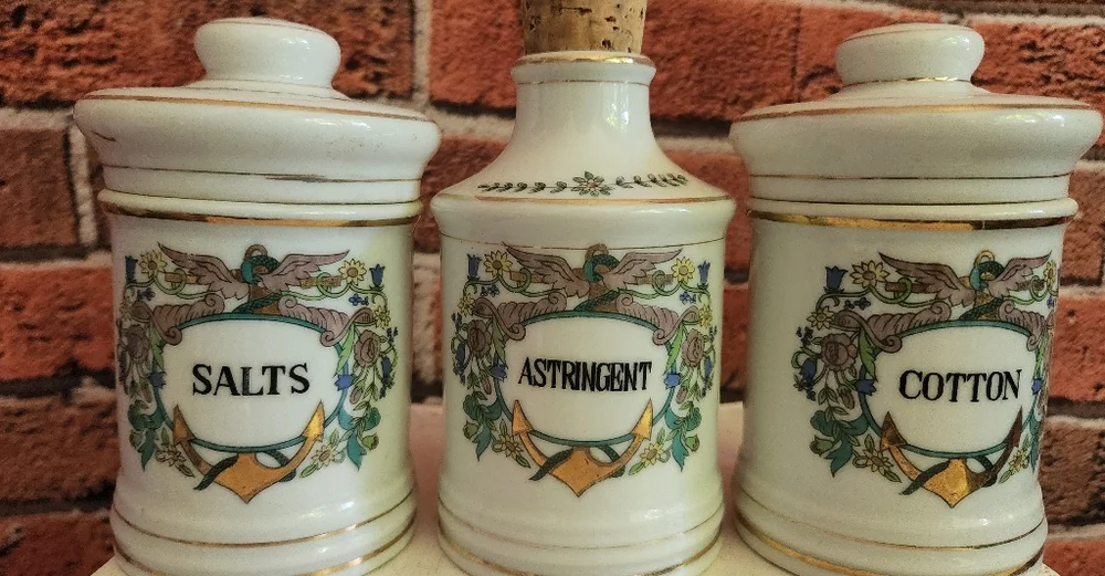Vintage vanity jars